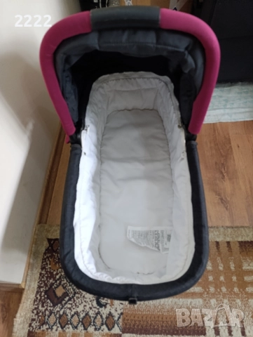 Продавам детски кош за бебешка количка 