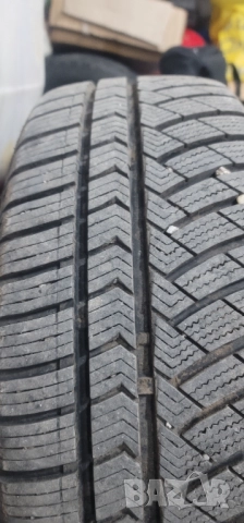 Джанти Honda Civic 15" 4х100 с нови всесезонни гуми, снимка 2 - Гуми и джанти - 52804960