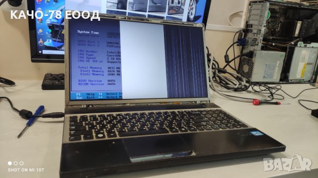 Лаптоп Samsung NP300V5Z, снимка 4 - Части за лаптопи - 41875740