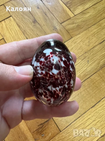 Стъклено яйце, минало покрай Мурано