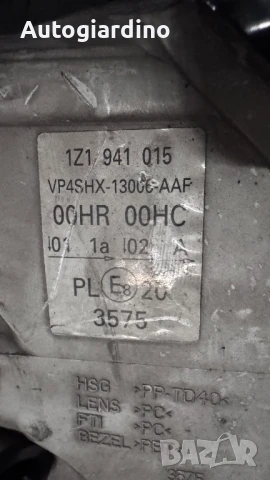 Оригинални Фарове зa Skoda Octavia - 1Z1941015 / VP4SHX13006-AAF, снимка 2 - Части - 51182920