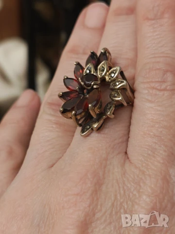 Авторски стар сребърен пръстен гранати и марказити, снимка 3 - Пръстени - 50717794