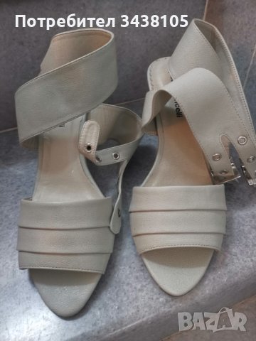 нови сандали