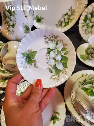Сервиз за кафе Royal Albert Trillium , снимка 12 - Сервизи - 48295527