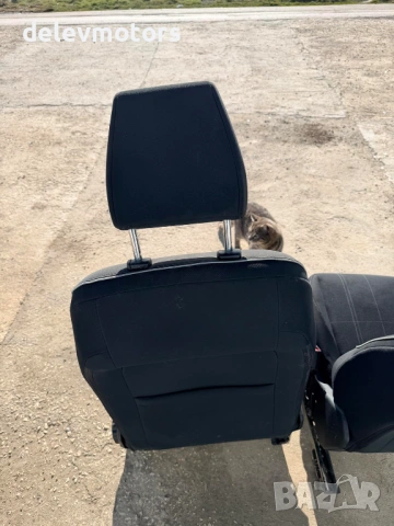 Предни седалки от Ford Fiesta VII 1.1 Ti-VCTi, двигател FSJA, 75 кс., 5 ск., 2023г., 53000 км., euro, снимка 8 - Части - 53664783