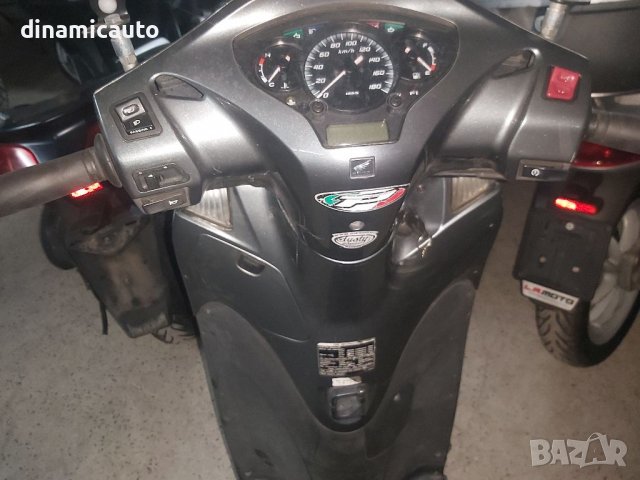 Honda Sh 300 i 2008г. На части, снимка 4 - Мотоциклети и мототехника - 39120168