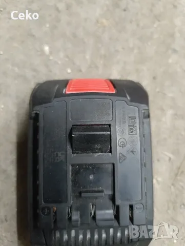 Зарядни за батерии Bosch 18V , снимка 4 - Други инструменти - 47462400
