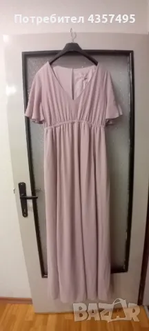 Продавам официална рокля