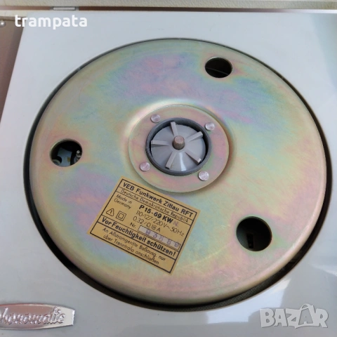 НАЙ ДОБРАТА ОФЕРТА Ретро грамофон RFT Phonomatic , снимка 3 - Грамофони - 53771334