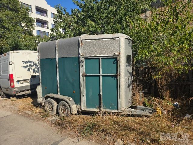 Ремарке за превоз на животни или товари