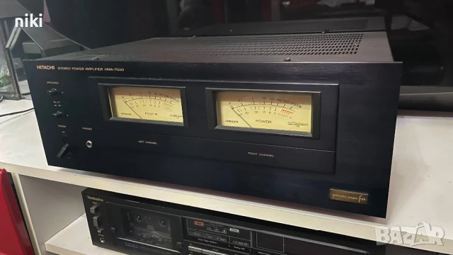 Hitachi HMA-7500 