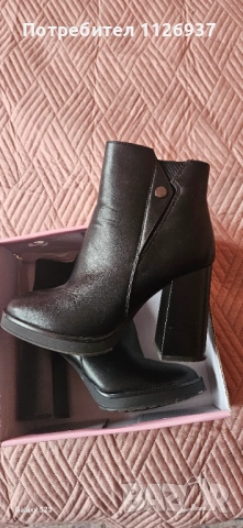 Дамски боти на ток