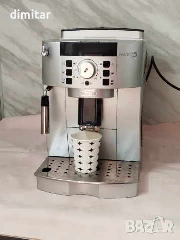 Кафе машина Delonghi Magnifica S ECO, снимка 2 - Кафемашини - 55888918