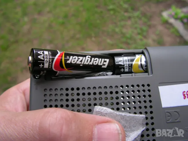 Нов, винтидж радиоприемник „Sony” ICF M-260, снимка 15 - Аудиосистеми - 49666102