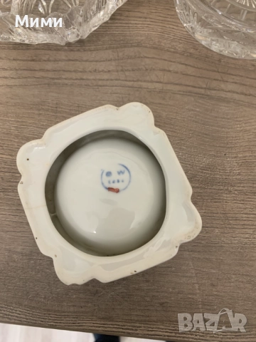 Вази и комплект ваза  и  пепелник - кристални, стъклени и рисувани., снимка 5 - Вази - 22459949