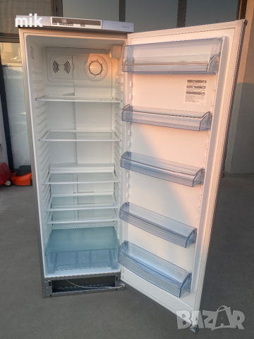 Хладилник AEG - Охладител 180 см - С диспенсър за газирана вода, снимка 7 - Хладилници - 36239340