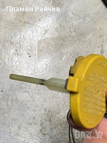 Капачка за хидравлична течност Subaru Impreza, снимка 2 - Части - 52914872