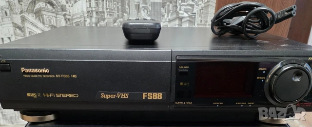 Продавам Panasonic NV-FS88 ,S-VHS , снимка 6 - Плейъри, домашно кино, прожектори - 53521954