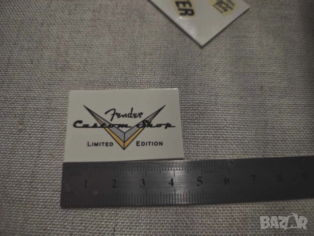 Ваденки Fender Stratocaster 1968/71 (CBS 70's) Custom Shop, снимка 12 - Китари - 53639295