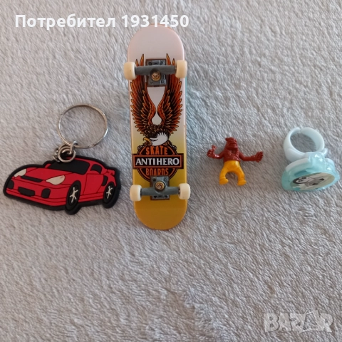 Киндер играчки и други 8бр