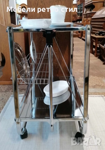 Сервизна  масичка на колелца с хромирана повърхност. Сгъваема и  лесно подвижна. , снимка 8 - Маси - 52226065