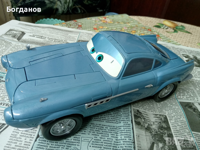 СПОРТНА КОЛА DISNEY/PIXAR 1186 MJ 1 NL с Оръдия и Звук