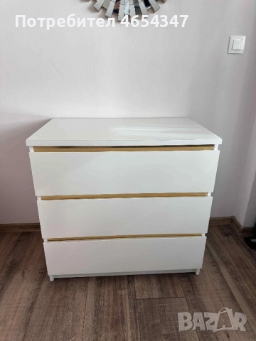 MALM скрин с 3 чекмеджета