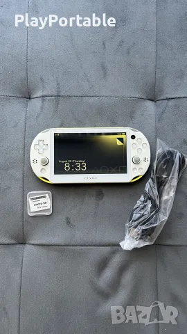 PS Vita PCH-2000 Light Green/White