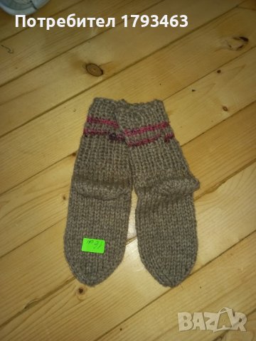 Ръчно плетени детски чорапи от вълна, снимка 2 - Чорапи - 38714220