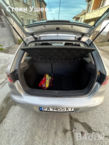 Seat ibiza, снимка 6 - Автомобили и джипове - 52592571
