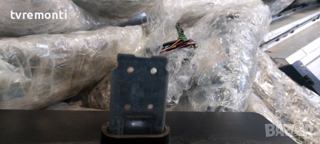 оригинална стойка  телевизор Toshiba модел 24W1533DG, снимка 2 - Стойки, 3D очила, аксесоари - 39888240