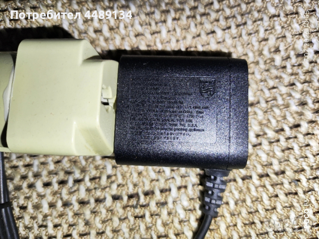 Зарядно за машинка за подстригване "Philips", снимка 3 - Друга електроника - 51710433