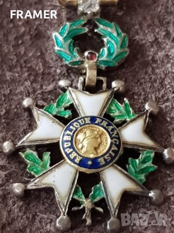 Златна 18 карата МИНИАТУРА с ДИАМАНТИ ордени Легиона и военен 1870 злато, снимка 9 - Антикварни и старинни предмети - 41344039