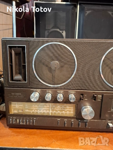 Продава се касетофон Grundig RR2000. , снимка 2 - Радиокасетофони, транзистори - 53294112
