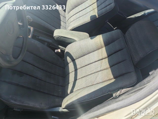 Перфектен черен салон за Мерцедес 190 , снимка 2 - Автомобили и джипове - 53665078