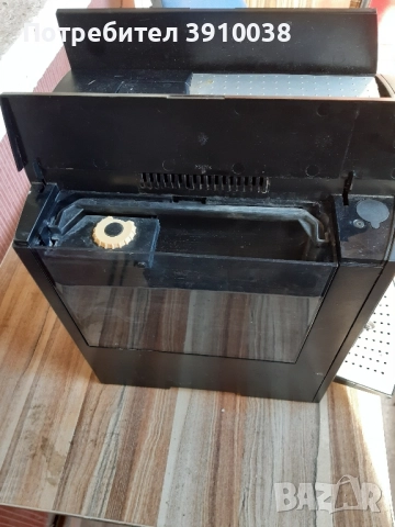 Кафе машина робот jura, снимка 2 - Кафемашини - 52404686