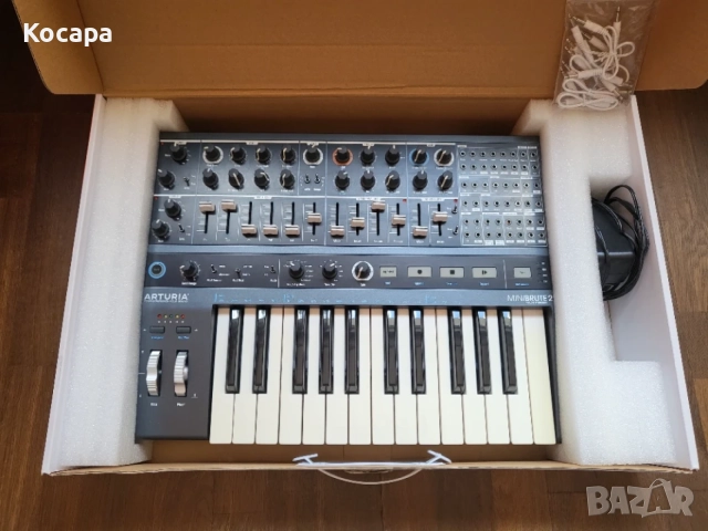 Arturia MiniBrute 2 Semi-Modular Monosynth КАТО НОВ!