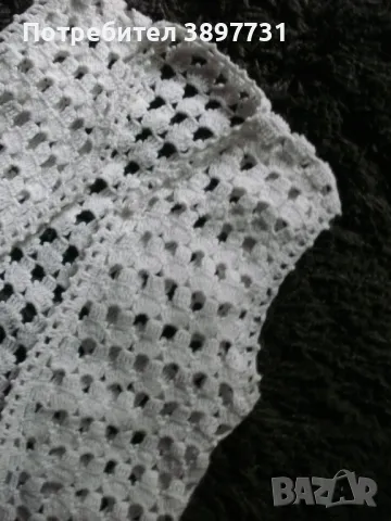 Плетена, нежна детска жилетка ! , снимка 2 - Детски якета и елеци - 48049245