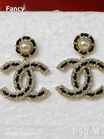 Страхотни обици Chanel , снимка 7 - Обеци - 53618509