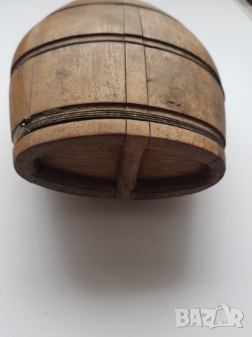 Старо рядко дървено павурче за два вида течност, снимка 3 - Други ценни предмети - 35930424