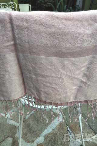 Кашмир и коприна дамски шал , снимка 3 - Шапки - 19403612