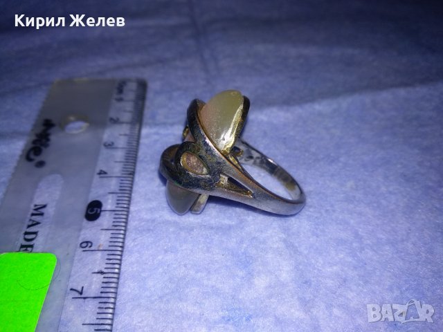 МЕДЕН ПОСРЕБРЕН РЕТРО ВИНТИДЖ СКЪПОЦЕНЕН ПРЪСТЕН с ШЛИФОВАН ИЗСКРЯЩ МИНЕРАЛ БЯЛО КОТЕШКО ОКО 36982, снимка 7 - Пръстени - 39714262