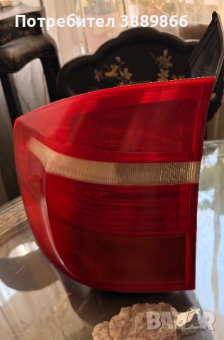 Продавам Заден ляв стоп за BMW X5 E70 в отлично състояние