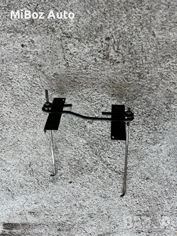 Скоба акумулатор Мицубиши Аутлендър 2 Mitsubishi Outlander (2006-2012)