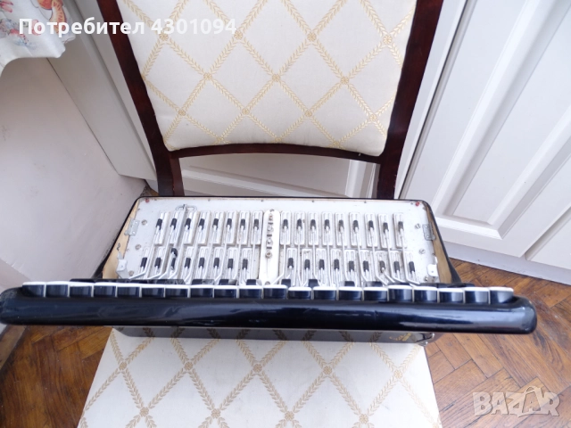 Корпус (клавиатура) за Акордеон Weltmeister Stella 80 баса, снимка 4 - Акордеони - 52379596