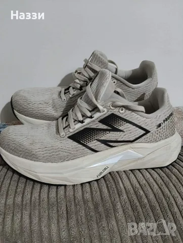 new balance маратонки