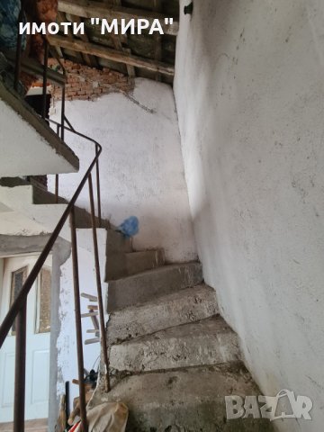 ВИЛА с ДВОРНО МЯСТО в. з. Кенана, град Хасково, снимка 4 - Къщи - 39374632