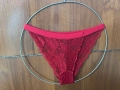 Червена дамска дантелена изрязана бикини , снимка 2