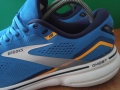 BROOKS CHOST 15 Номер 44,5 Стелка 28,8 см. 100% Оригинални Внос от Англия, снимка 3