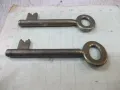 Лот от 2 бр. ключа стари бронзови за брава, снимка 4